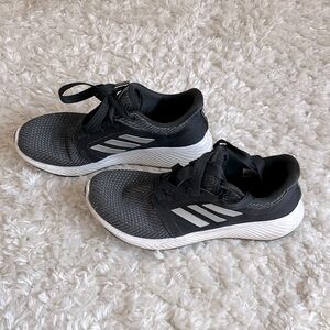 Adidas edge lux bounce shoes size 8.